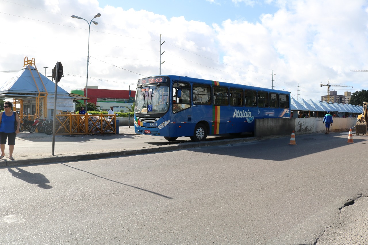 SMTT realiza reparos na estrutura metálica do Terminal DIA - SMTT Aracaju
